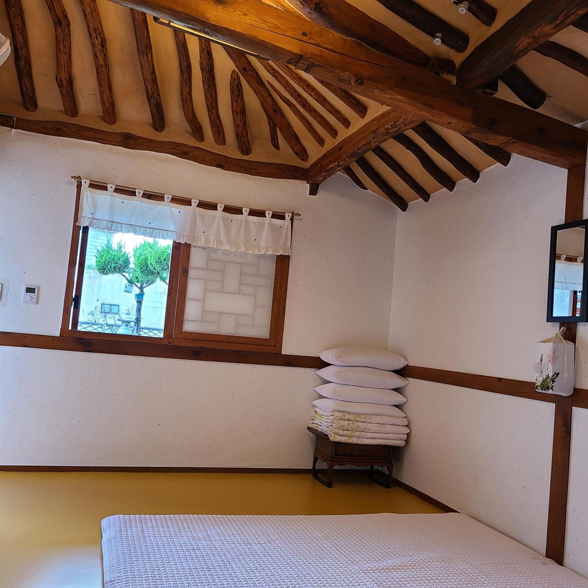 Hanok Raon คยองจู ภายนอก รูปภาพ