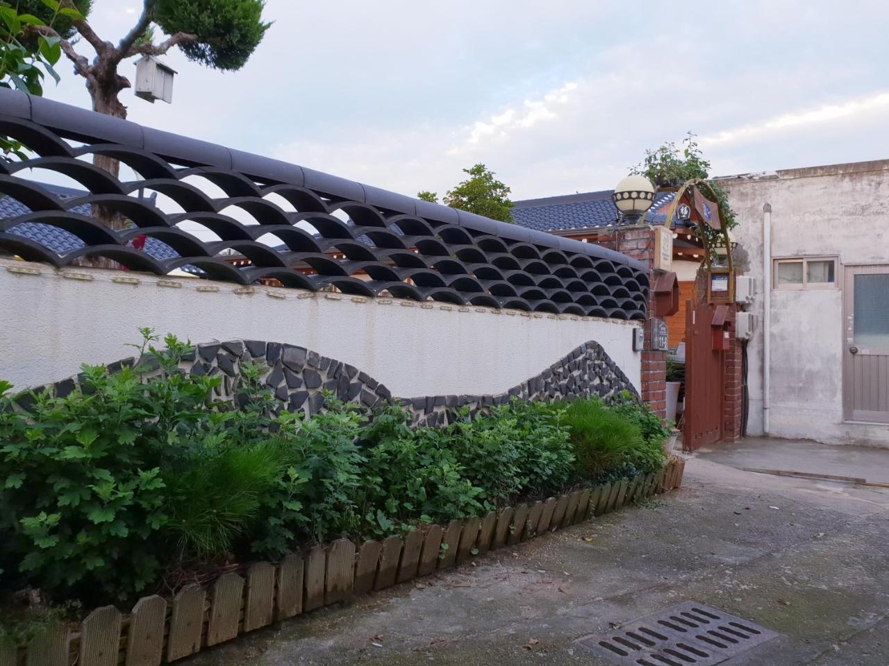 Hanok Raon คยองจู ภายนอก รูปภาพ
